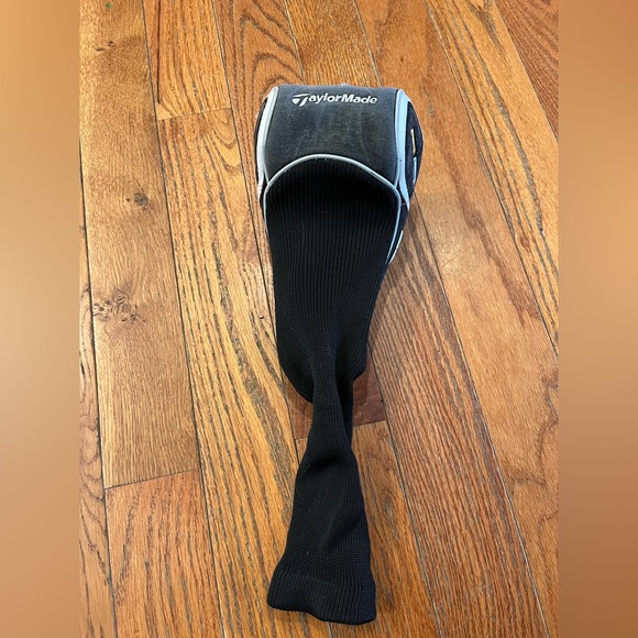 TaylorMade R9 Driver Headcover Black White Knit Sock FCT Logo Golf OEM Cover - Picture 4 of 8